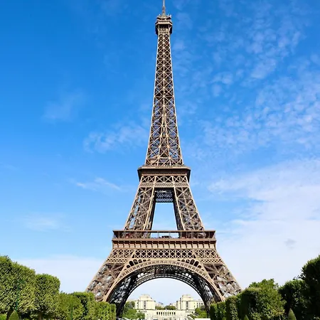 Apartment Eiffel Tower